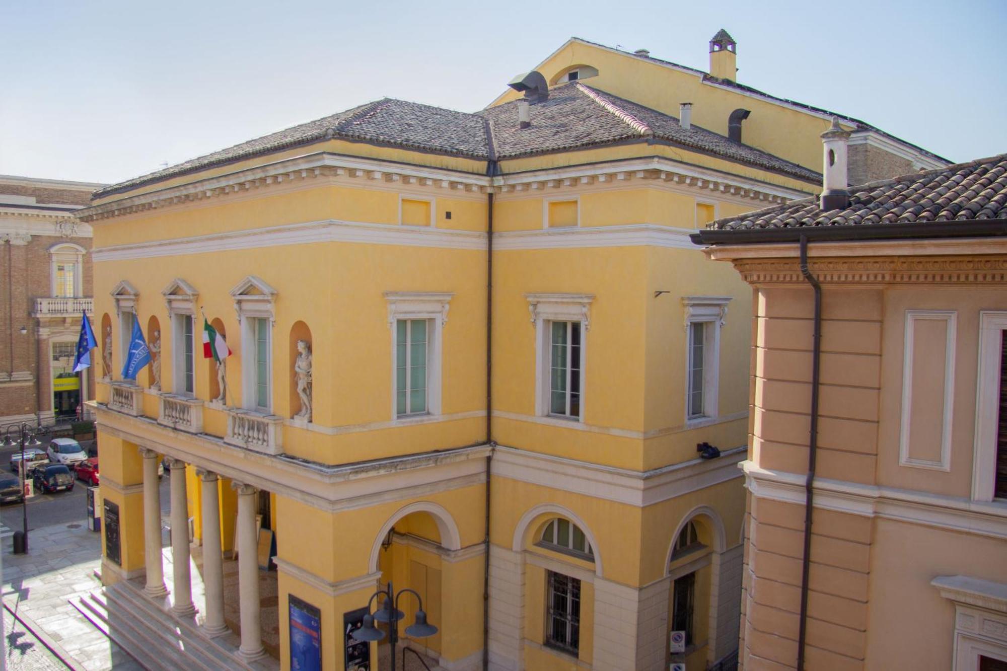 La Maison Du Theatre Ravenna Exterior photo